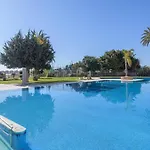 Estudio La Colina * Τορρεμολίνος